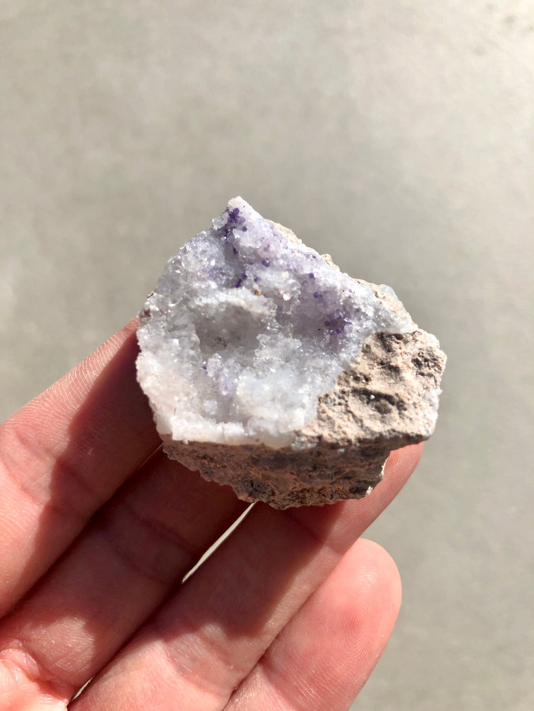 Chalcedony & Fluorite Geode 008