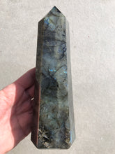 Load image into Gallery viewer, Labradorite Tower 004