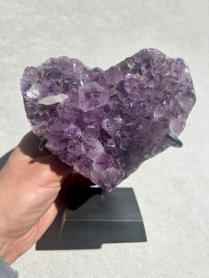 Amethyst Heart with Stand 004